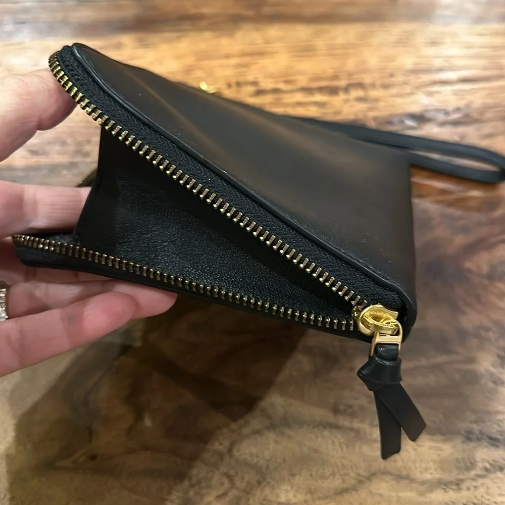 Tory Burch Lily Large Zip Pouch Wallet Black on Black